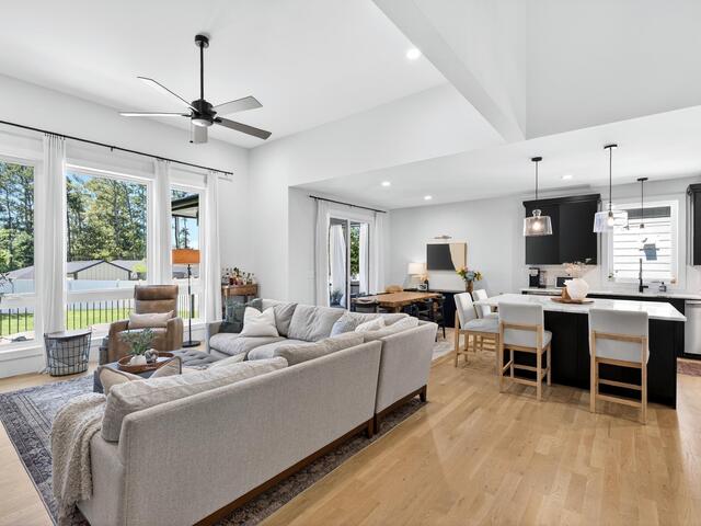 Photo of 20 Village Crest Drive