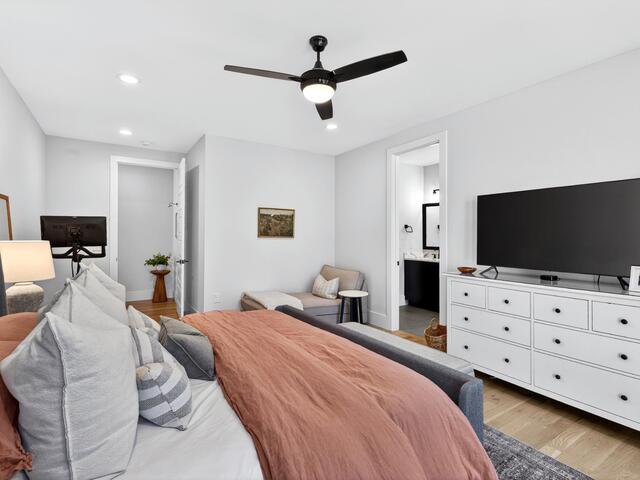 Photo of 20 Village Crest Drive