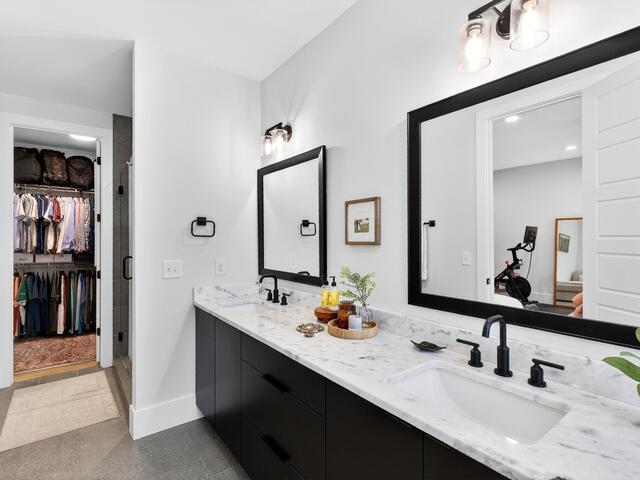 Photo of 20 Village Crest Drive