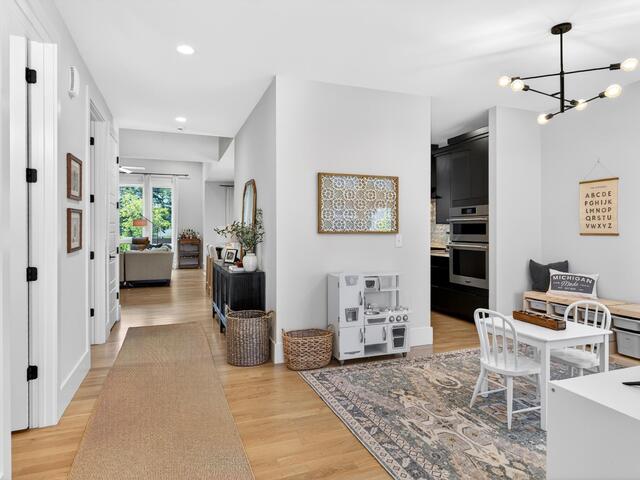 Photo of 20 Village Crest Drive
