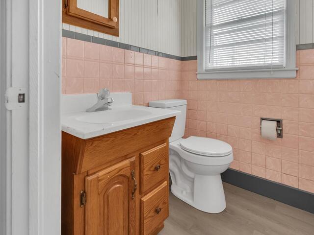 Photo of 8819 White Horse Road