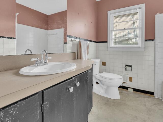 Photo of 8819 White Horse Road