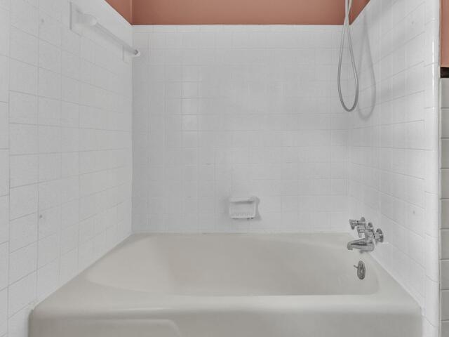 Photo of 8819 White Horse Road