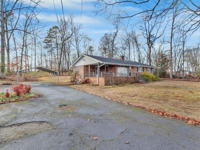 Photo of 8819 White Horse Road