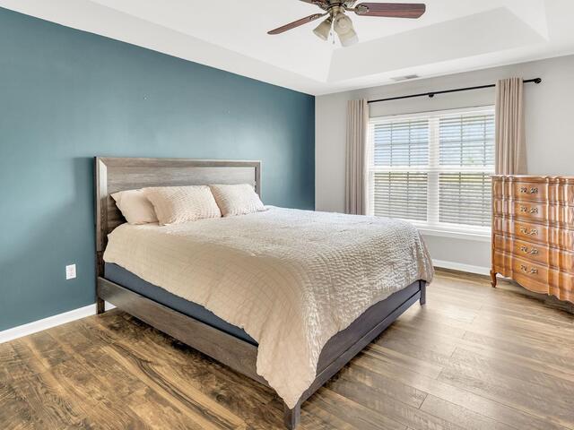 Photo of 325 Stillwater Court