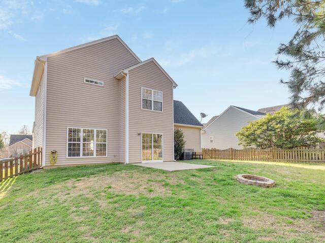 Photo of 325 Stillwater Court