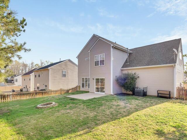 Photo of 325 Stillwater Court