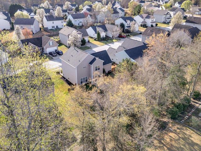 Photo of 325 Stillwater Court