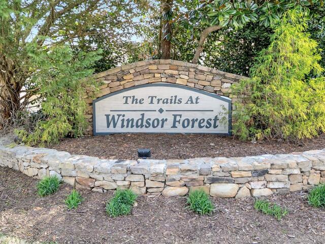 Photo of 325 Stillwater Court