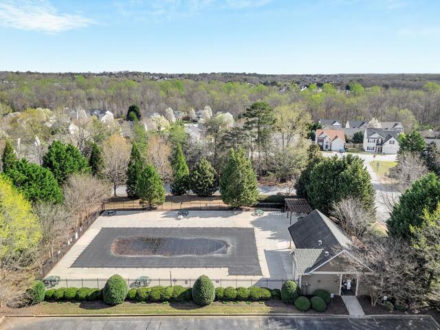 Photo of 325 Stillwater Court