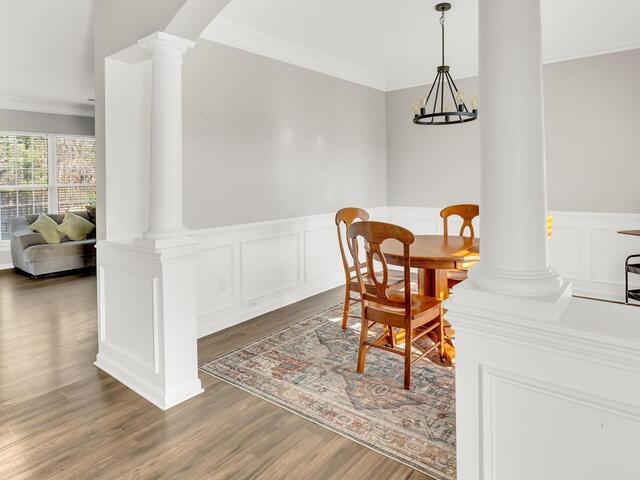 Photo of 325 Stillwater Court