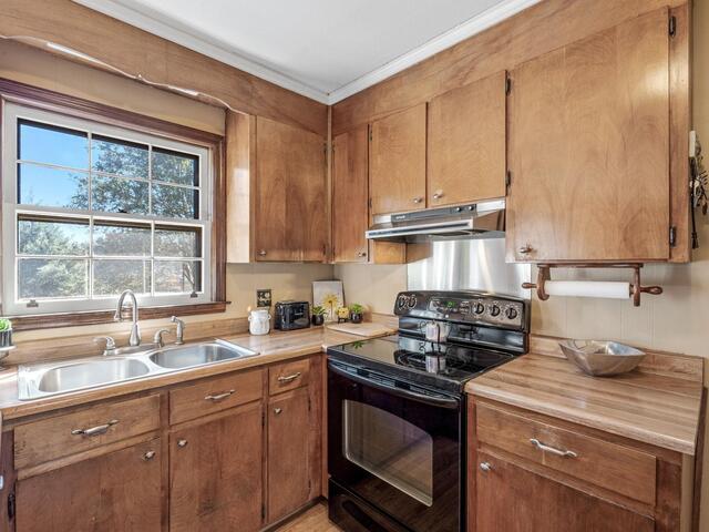 Photo of 616 Heathwood Drive