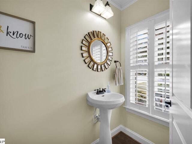 Photo of 39 Briarhill Drive