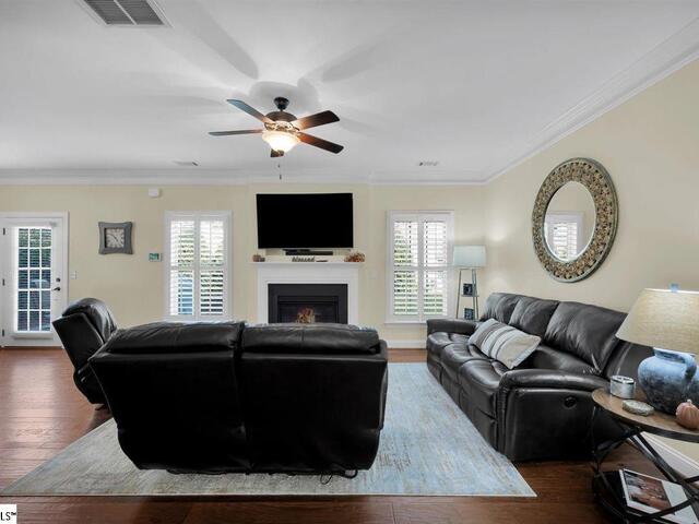 Photo of 39 Briarhill Drive