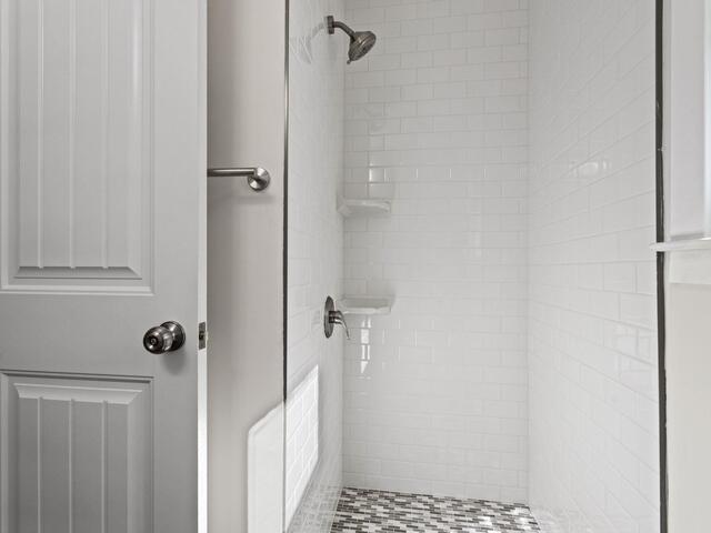 Photo of 210 Pinonwood Drive