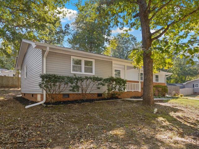 Photo of 210 Pinonwood Drive