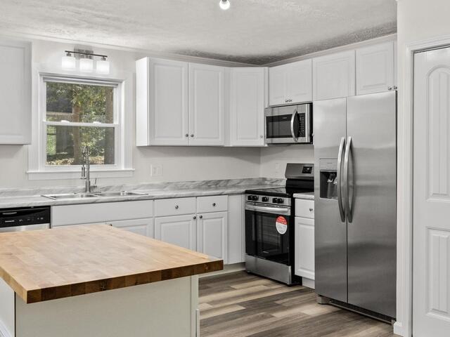 Photo of 210 Pinonwood Drive