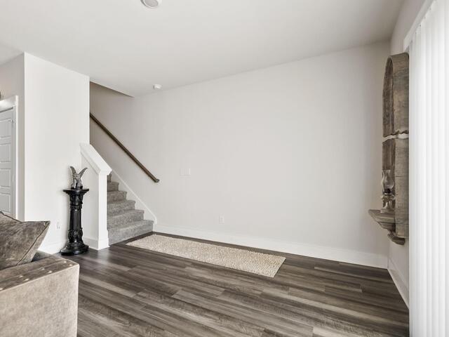 Photo of 24 Bromes Way