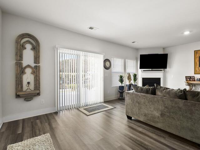 Photo of 24 Bromes Way