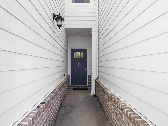 Photo of 24 Bromes Way