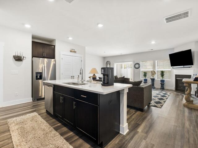 Photo of 24 Bromes Way