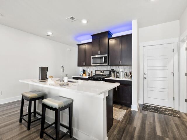 Photo of 24 Bromes Way