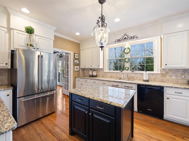 Photo of 104 Laurel Oak Trail