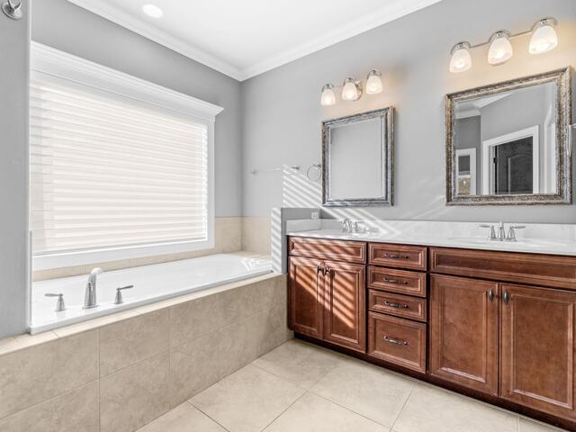 Photo of 34 Oak Grove Lake Road