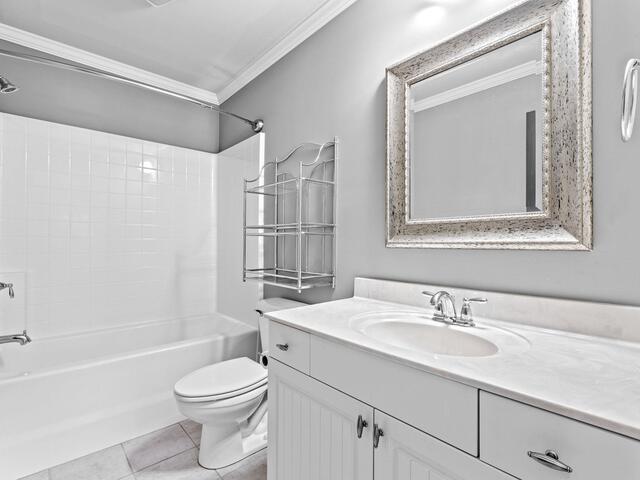 Photo of 34 Oak Grove Lake Road