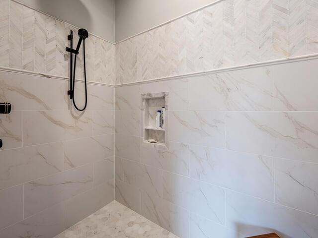 Photo of 315 Blazing Star Trail