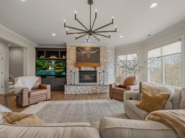 Photo of 315 Blazing Star Trail