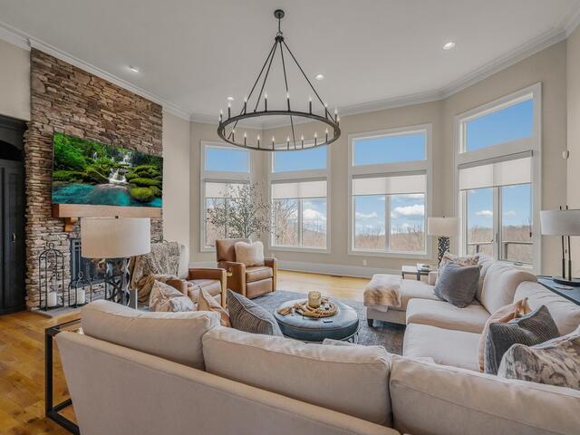 Photo of 315 Blazing Star Trail