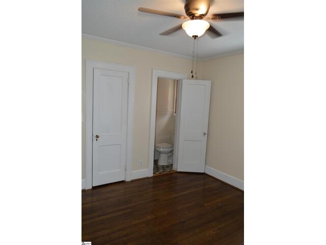 Photo of 207 E Fairview