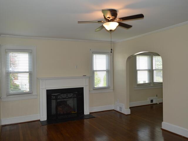 Photo of 207 E Fairview