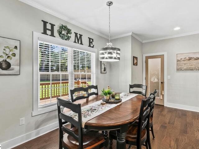 Photo of 324 Bowen Drive