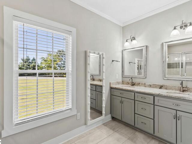 Photo of 324 Bowen Drive