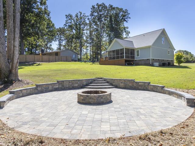 Photo of 324 Bowen Drive