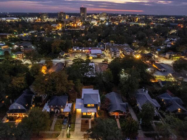 Photo of 113 W Earle Street