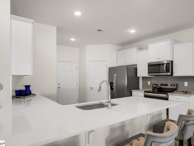 Photo of 505 Barbican Place