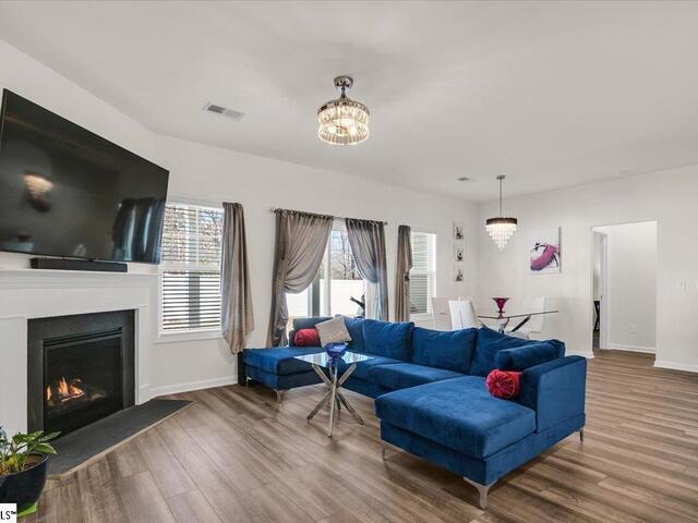 Photo of 505 Barbican Place