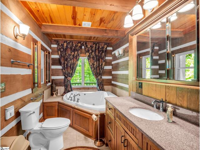 Photo of 980 Mountain Forest Drive