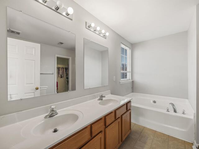 Photo of 714 Thistlewood Drive