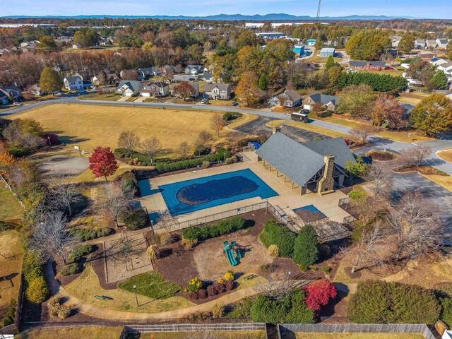 Photo of 714 Thistlewood Drive