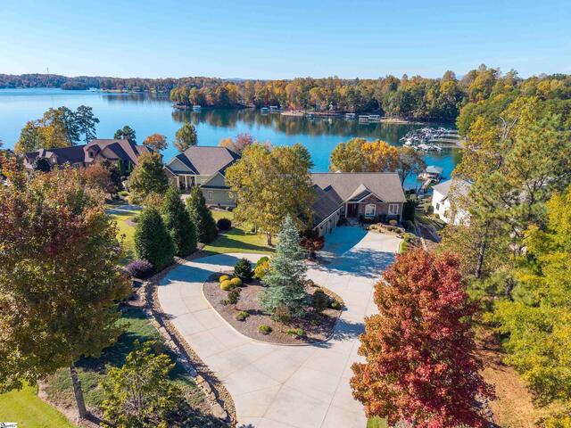 Photo of 802 Clifton Court