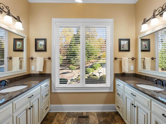 Photo of 802 Clifton Court