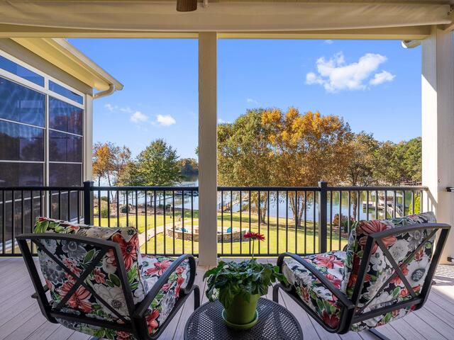 Photo of 802 Clifton Court