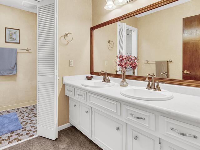 Photo of 320 Longview Terrace