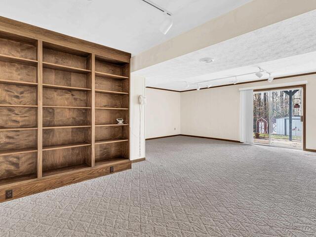 Photo of 320 Longview Terrace