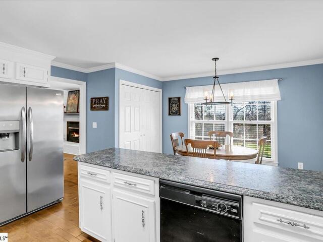 Photo of 102 Del Riso Circle