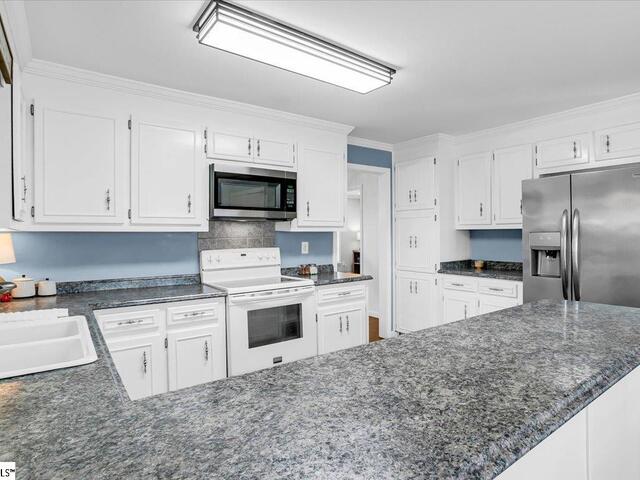 Photo of 102 Del Riso Circle